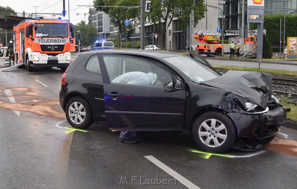 VU 3 Pkw Koeln Deutz Am Messekreisel P050.JPG - Miklos Laubert